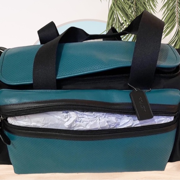 COACH PERFORATED TEAL AND BLACK DUFFLE BAG/ TRAVELING BAG - Picture 5 of 8